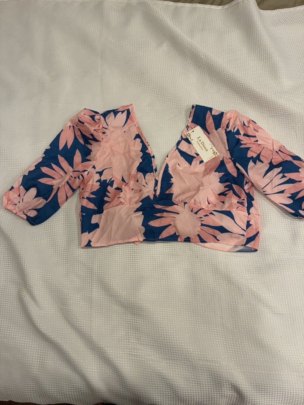 La Diosa Size Large (L) Floral Print Wrap Crop Top with Tie Front